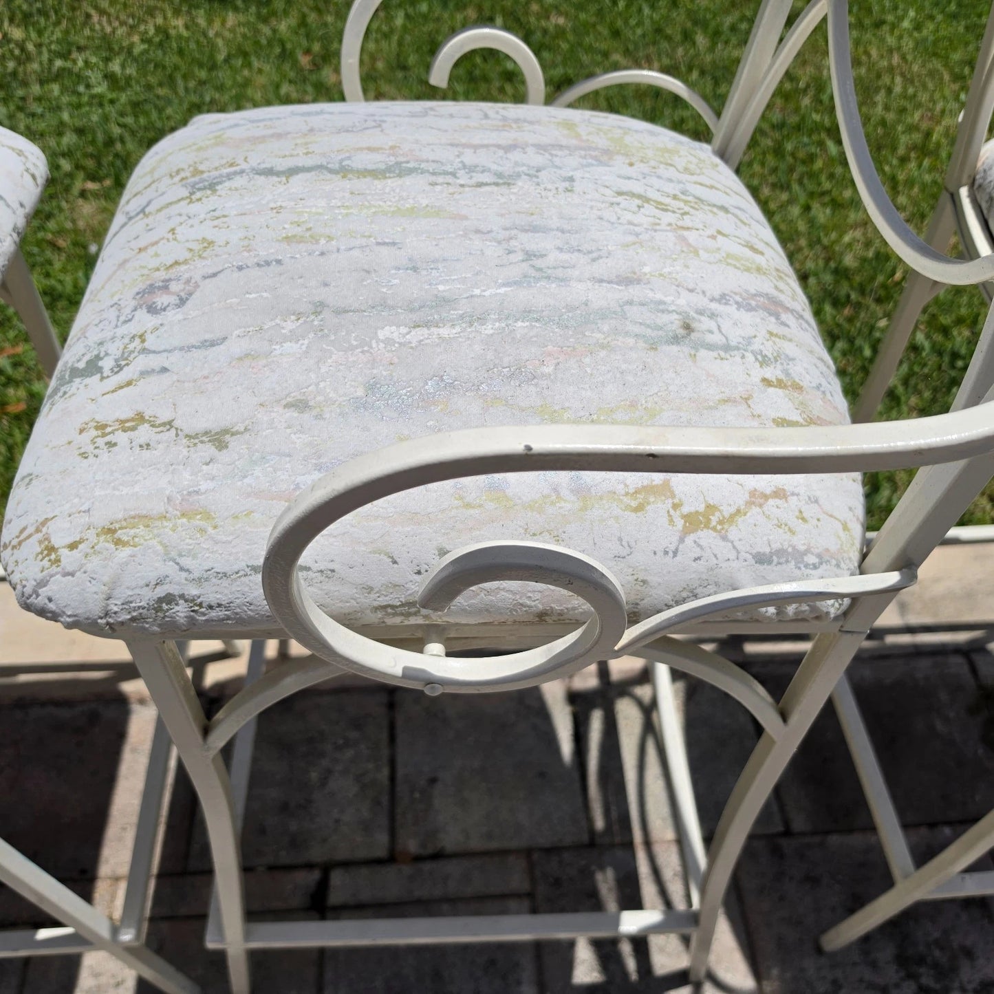Set of 4 Vintage Coastal Palm Beach Regency Painted Metal Barstools.