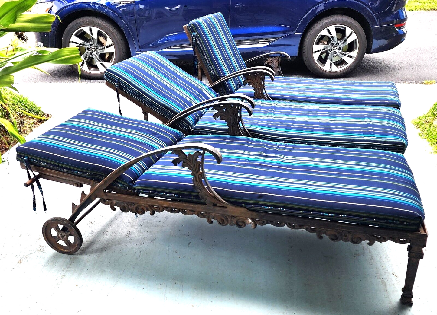 Vintage Chaise Lounges Outdoor Ornate Rustproof - Set of 3