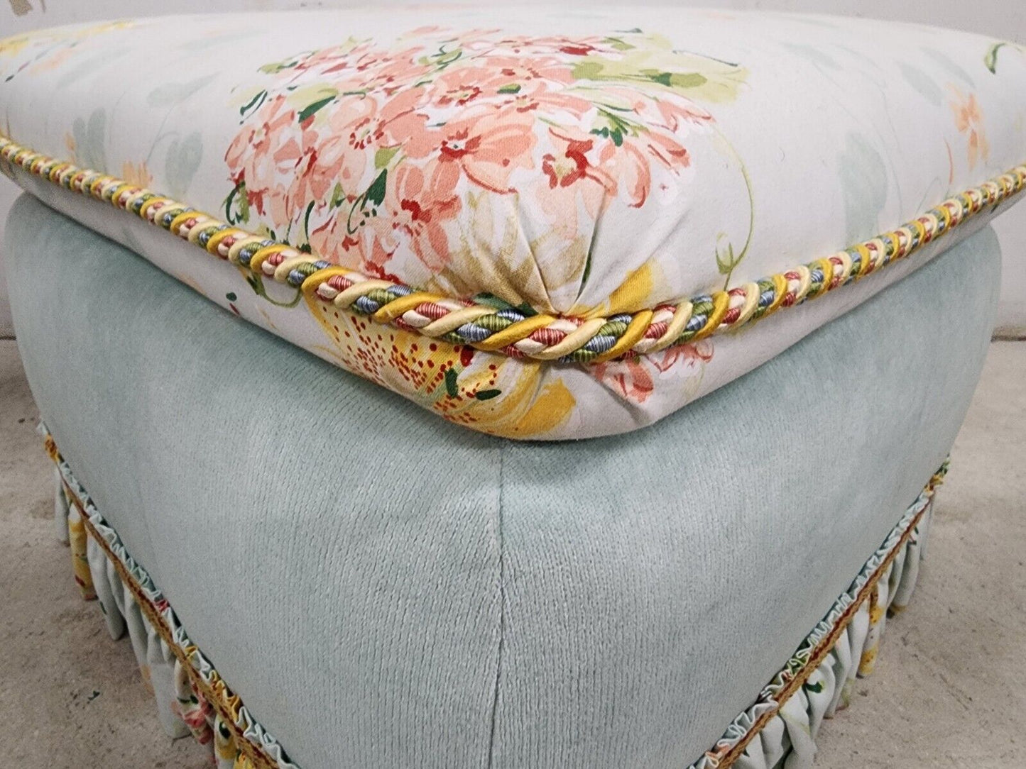 Shabby Chic Designer Cottage Ottoman Pouf