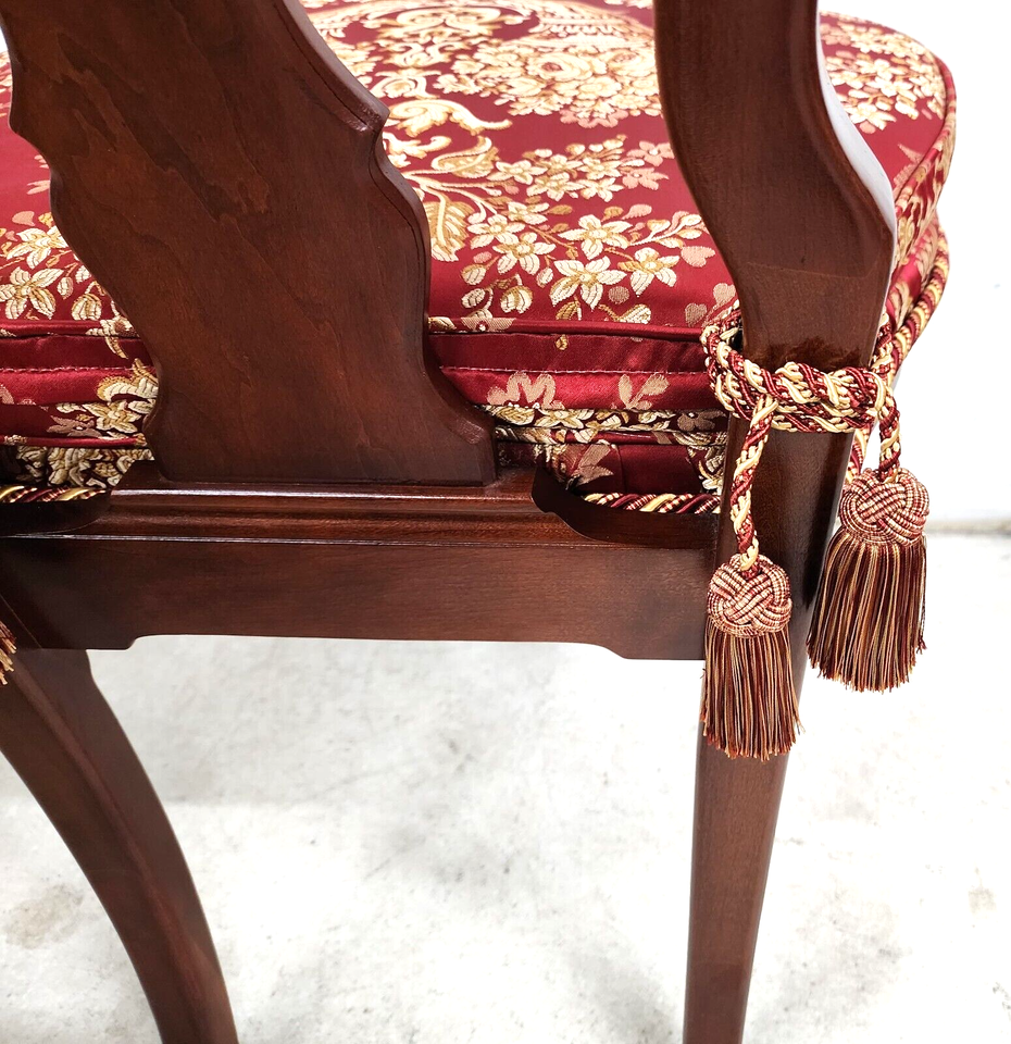 Kindel Style Dining Chairs Queen Anne Mahogany Reversible Washable Cushions