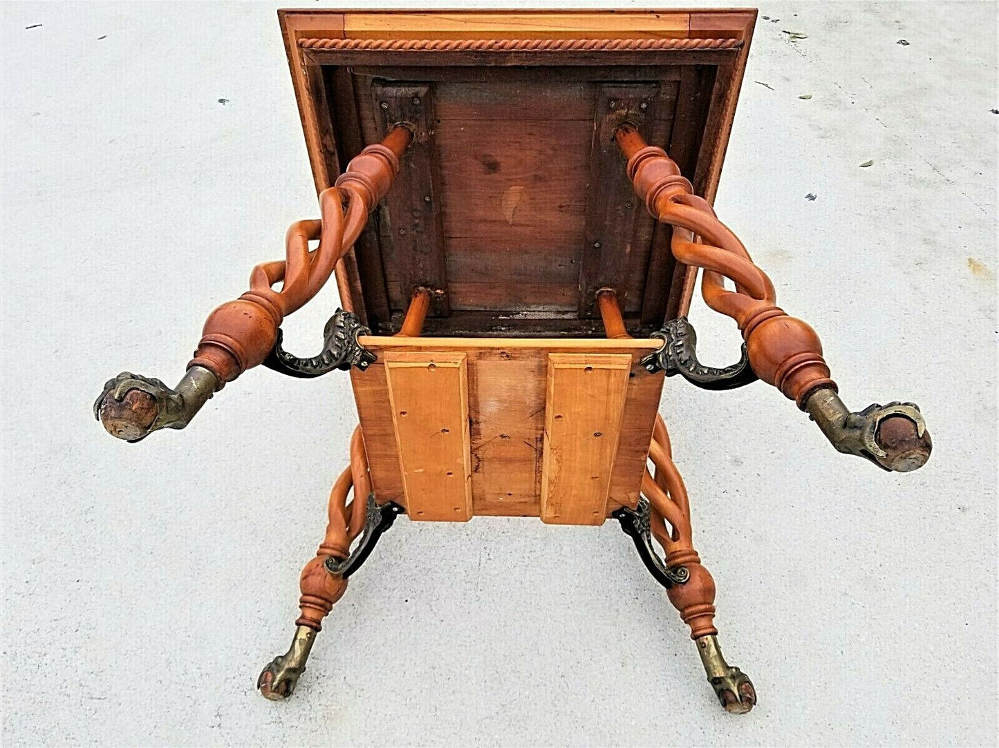 Antique Asian Chinoiserie Wood & Brass Dragons Claw & Ball Lamp Accent Table 29"