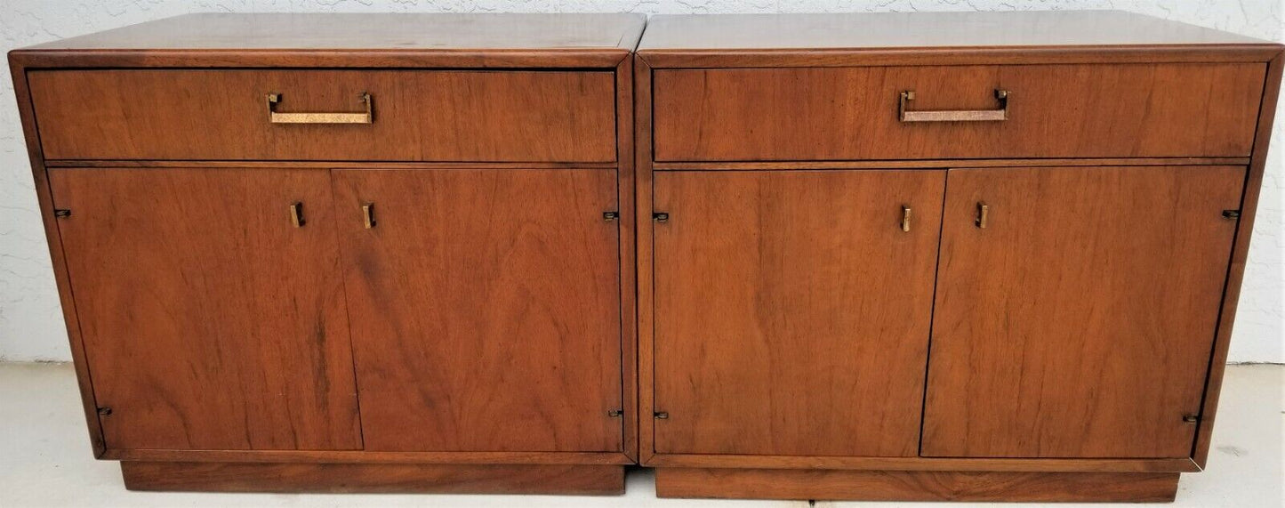 Vintage Jack Cartwright for FOUNDERS MCM Danish Modern Walnut Full Headboard