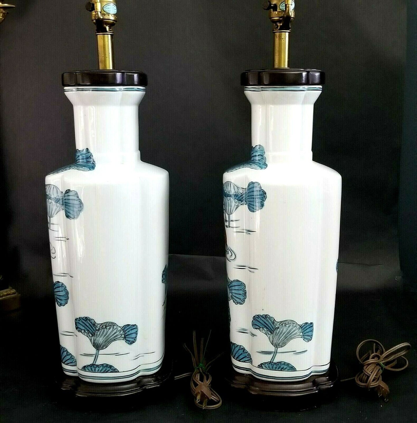 Vintage KNOB CREEK Asian Chinoiserie Porcelain Table Lamps - A Pair