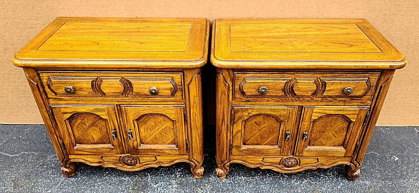 Vintage THOMASVILLE French Provincial Solid Wood Queen or Double Headboard