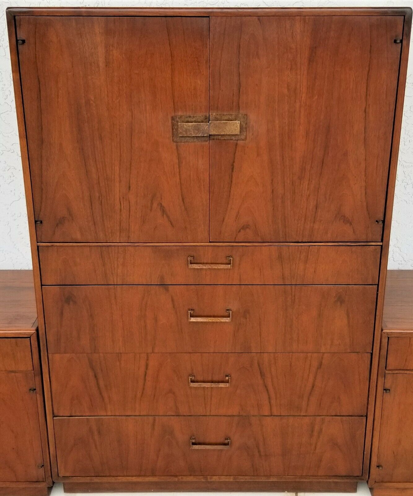 Vintage Jack Cartwright for FOUNDERS MCM Danish Modern Walnut Full Headboard