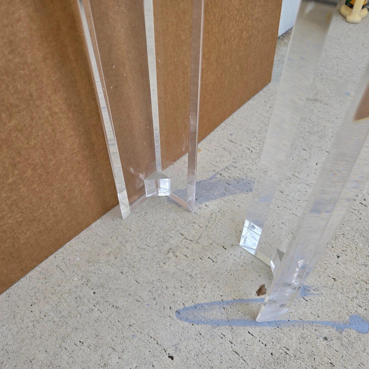 Vintage 1970s Mid-Century Modern Lucite Console Sofa Table