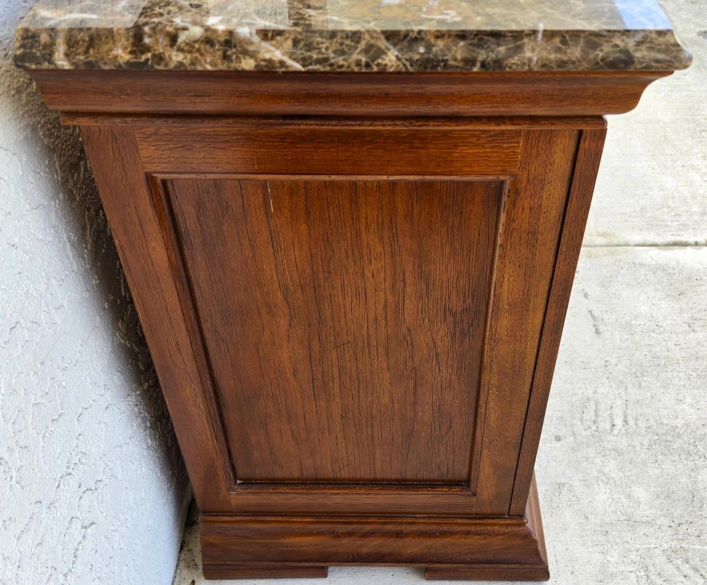 Thomasville Elysee Nightstands Burl and Marble A Pair