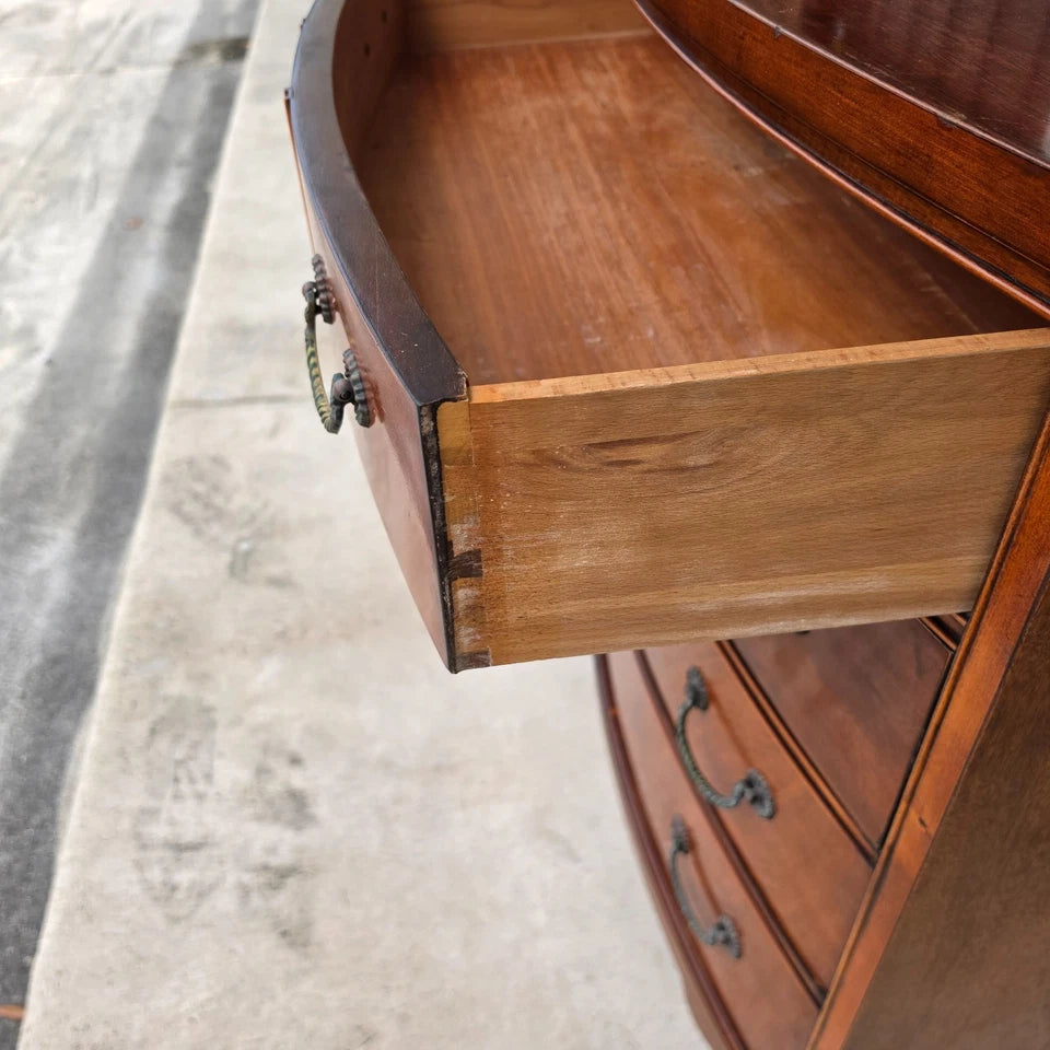 Vintage Century Furniture Georgian Bowfront Chest of Drawers