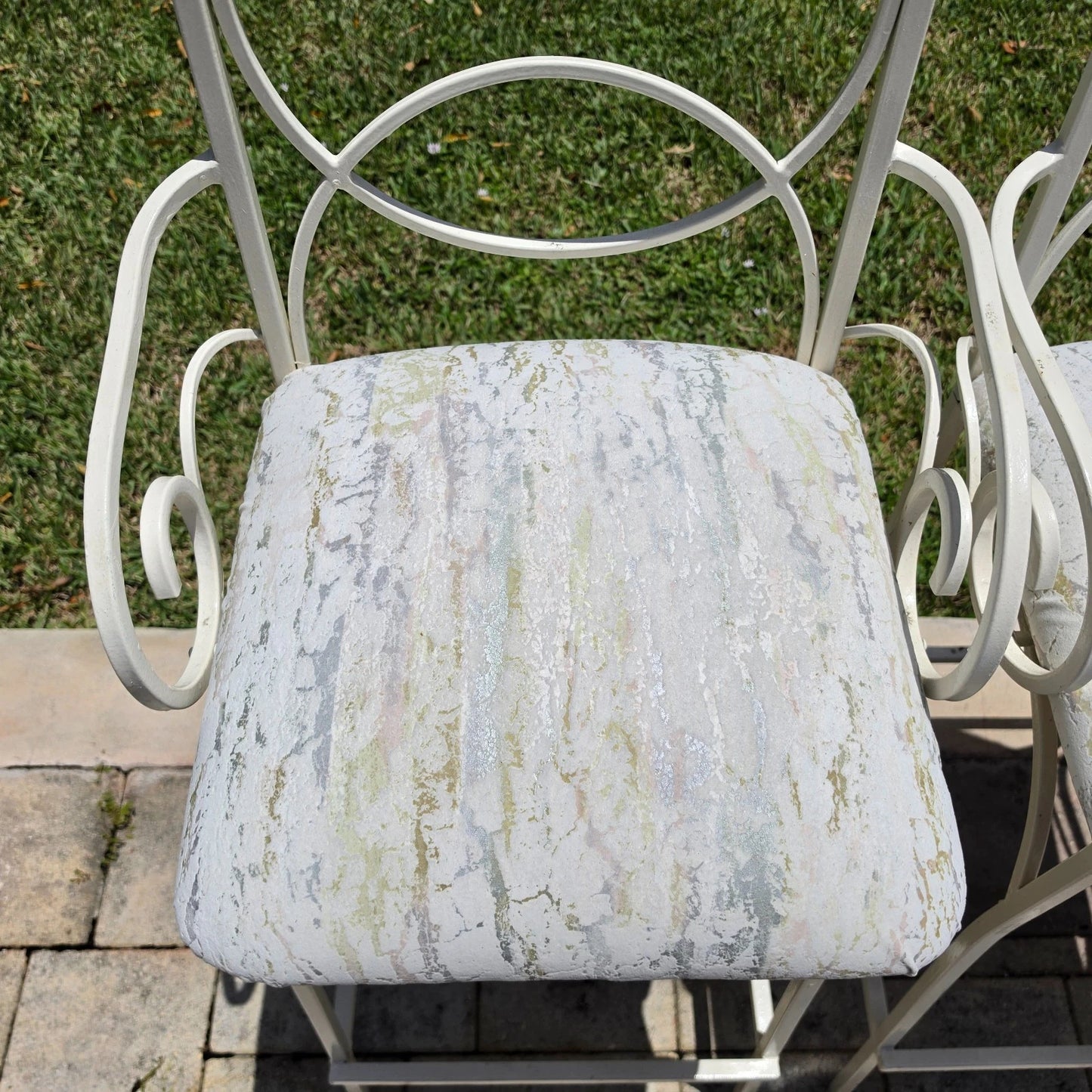 Set of 4 Vintage Coastal Palm Beach Regency Painted Metal Barstools.