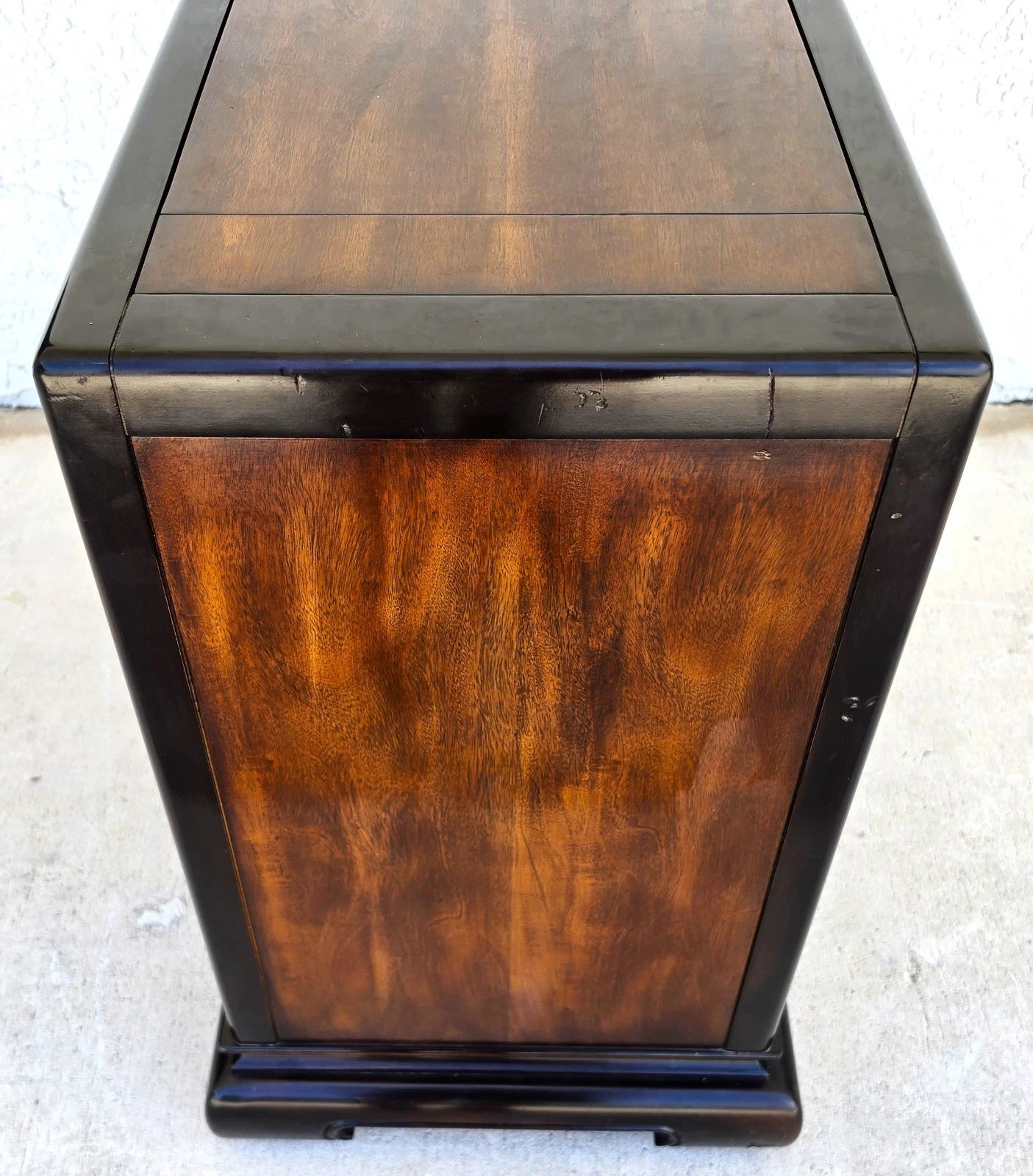 Vintage Bernhardt Chinese Style Rolling Dry Bar Cabinet or Buffet Server