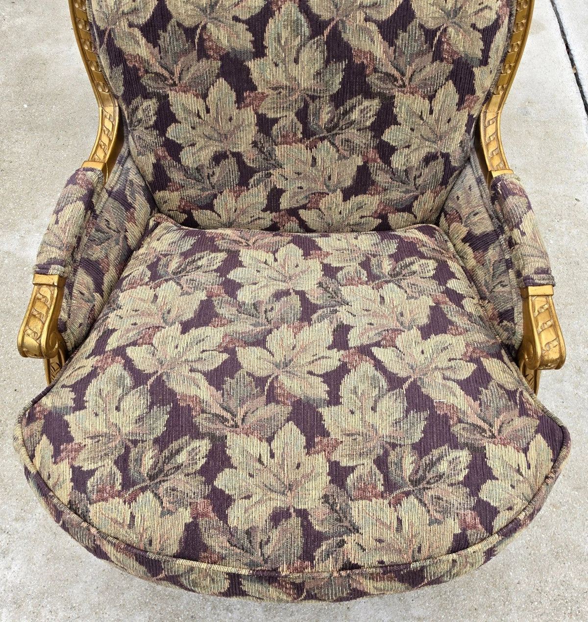 D & D Building NYC French Louis XVI Style Giltwood Oversized Bergère Armchairs