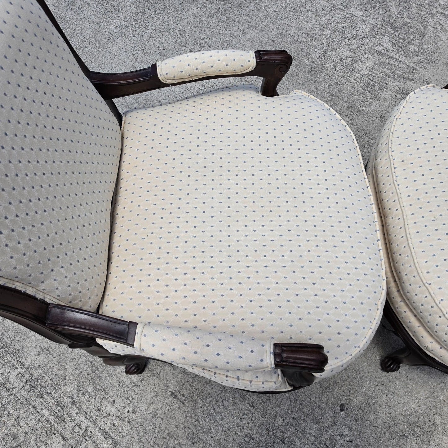 Howard Miller French Country Fauteuil Armchairs A Pair