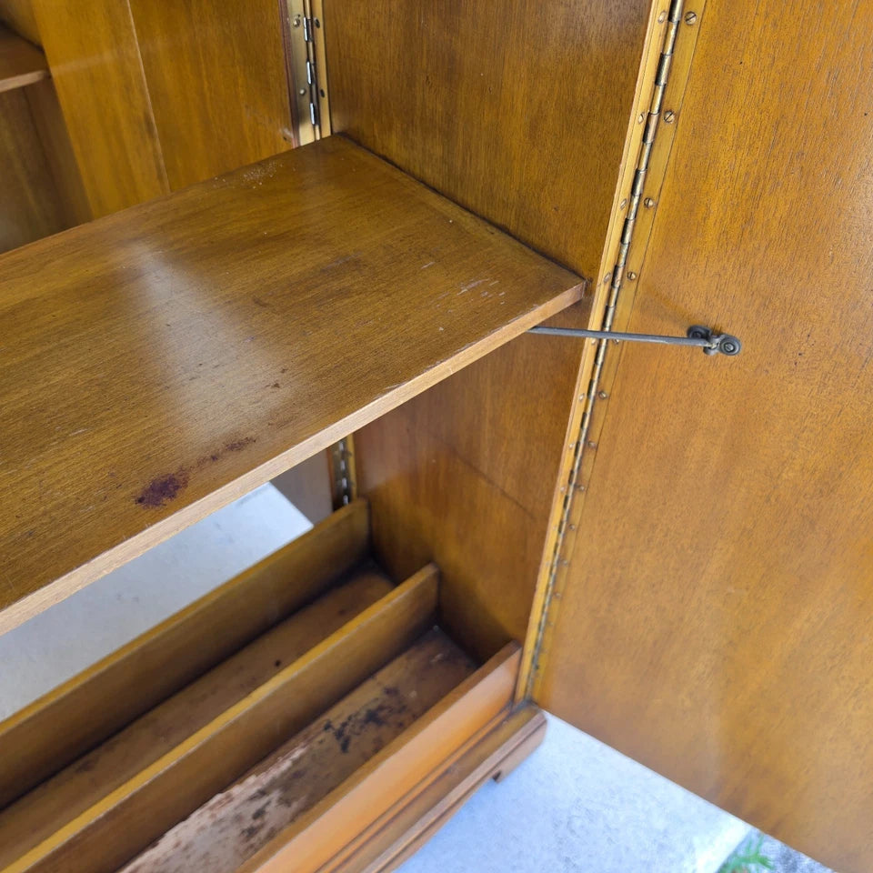 1930s Karges Country French Walnut Pullout Folding Service Bar