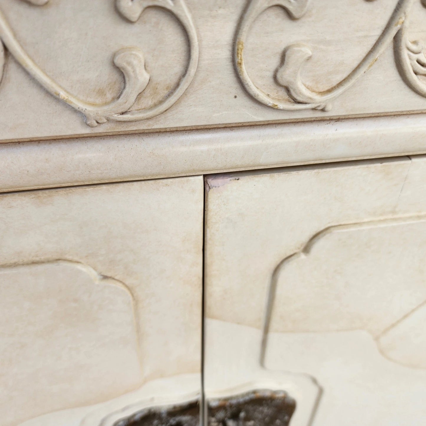 Vtg HENREDON by Roy Coleman Lacquered Bar Buffet Faux Goat Skin Asian Style