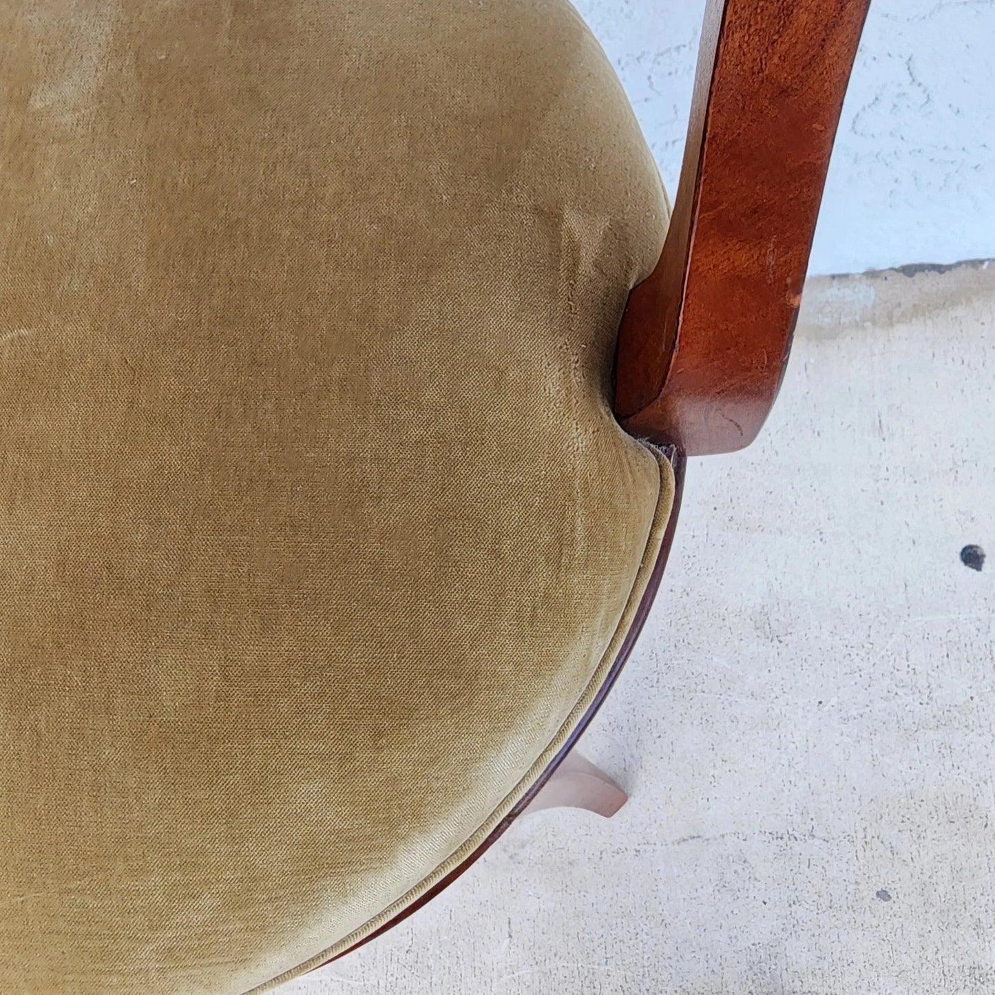 CENTURY FURNITURE Swivel Bar Stools Set of 4