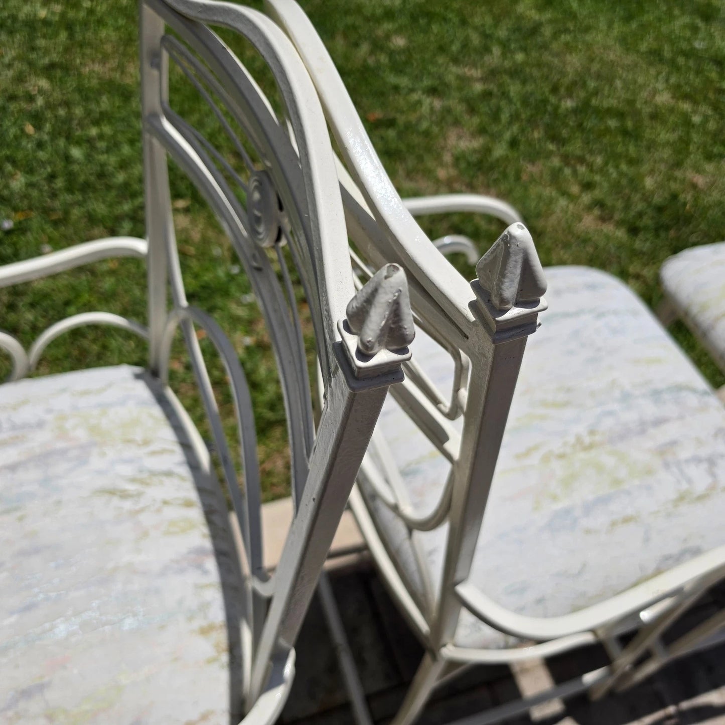 Set of 4 Vintage Coastal Palm Beach Regency Painted Metal Barstools.