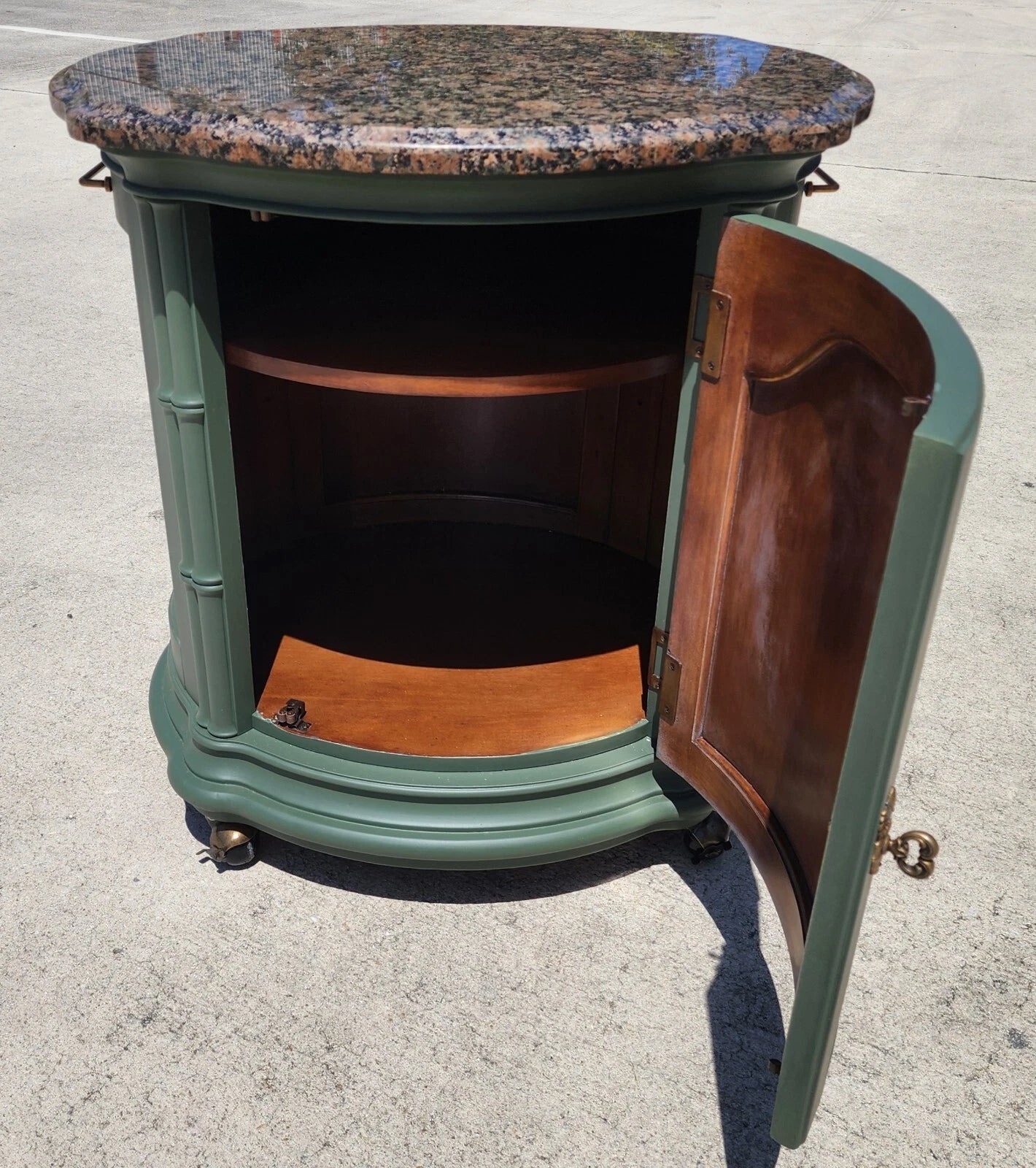 Drexel Dry Bar Kitchen Island Rolling