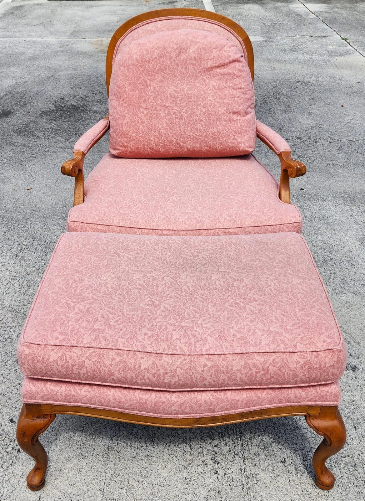 Thomasville French Provincial Louis XV Pink Damask Chair & Ottoman Set