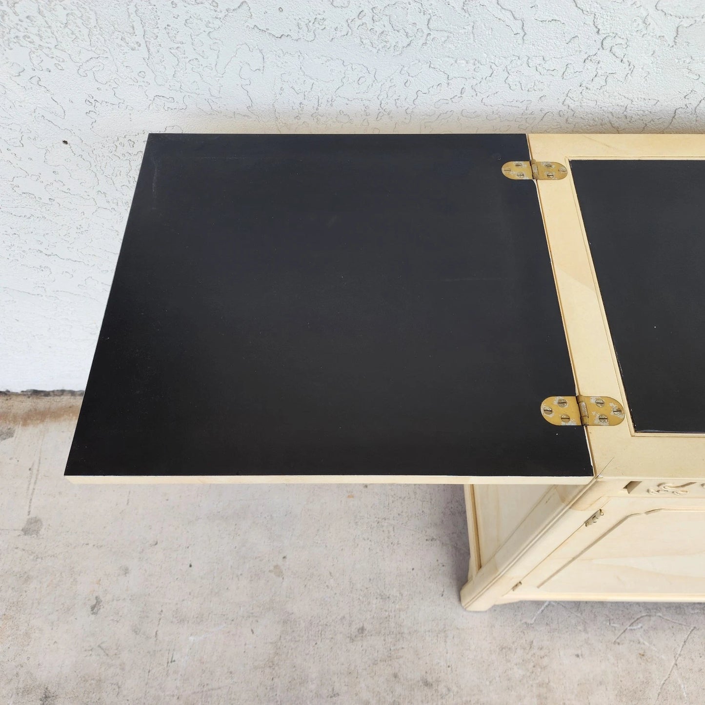 Vtg HENREDON by Roy Coleman Lacquered Bar Buffet Faux Goat Skin Asian Style