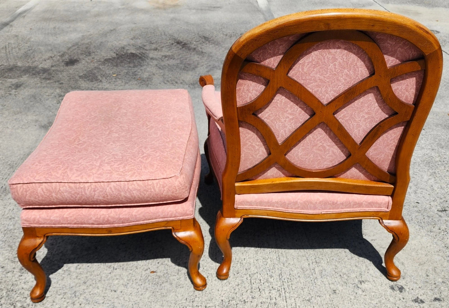 Thomasville French Provincial Louis XV Pink Damask Chair & Ottoman Set