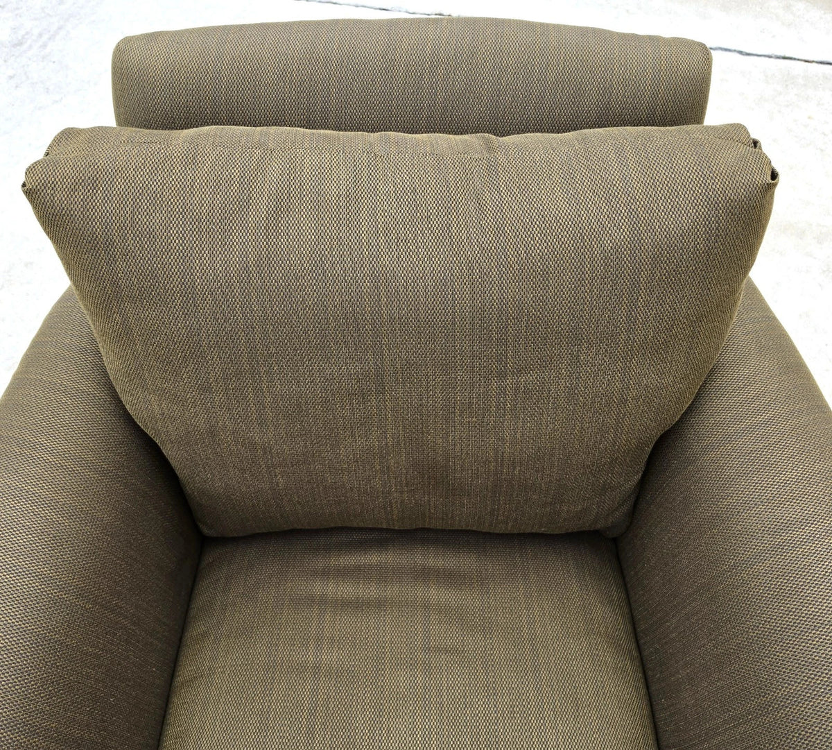 Paul Robert English Roll Arm Swivel Club Chair Skirted Lounge Olive Green