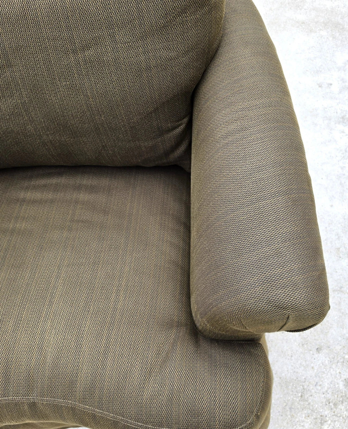 Paul Robert English Roll Arm Swivel Club Chair Skirted Lounge Olive Green