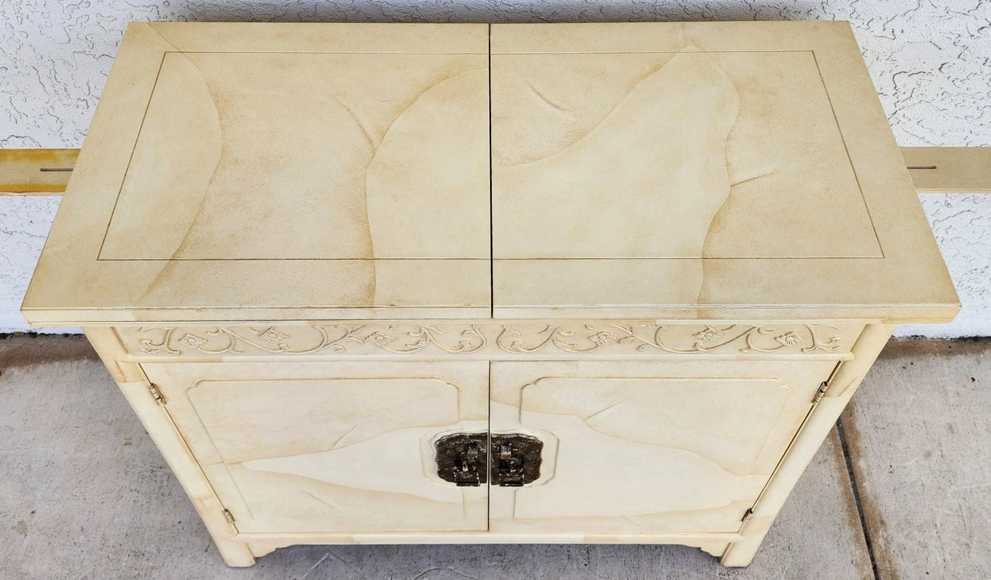 Vtg HENREDON by Roy Coleman Lacquered Bar Buffet Faux Goat Skin Asian Style