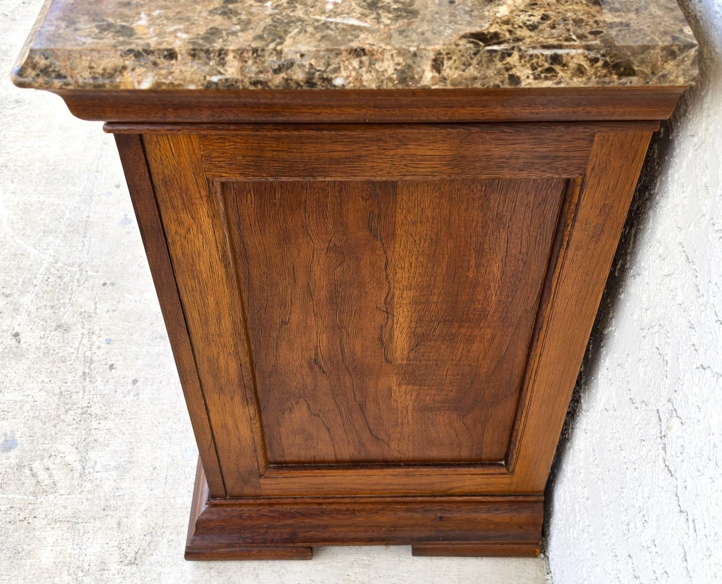 Thomasville Elysee Nightstands Burl and Marble A Pair