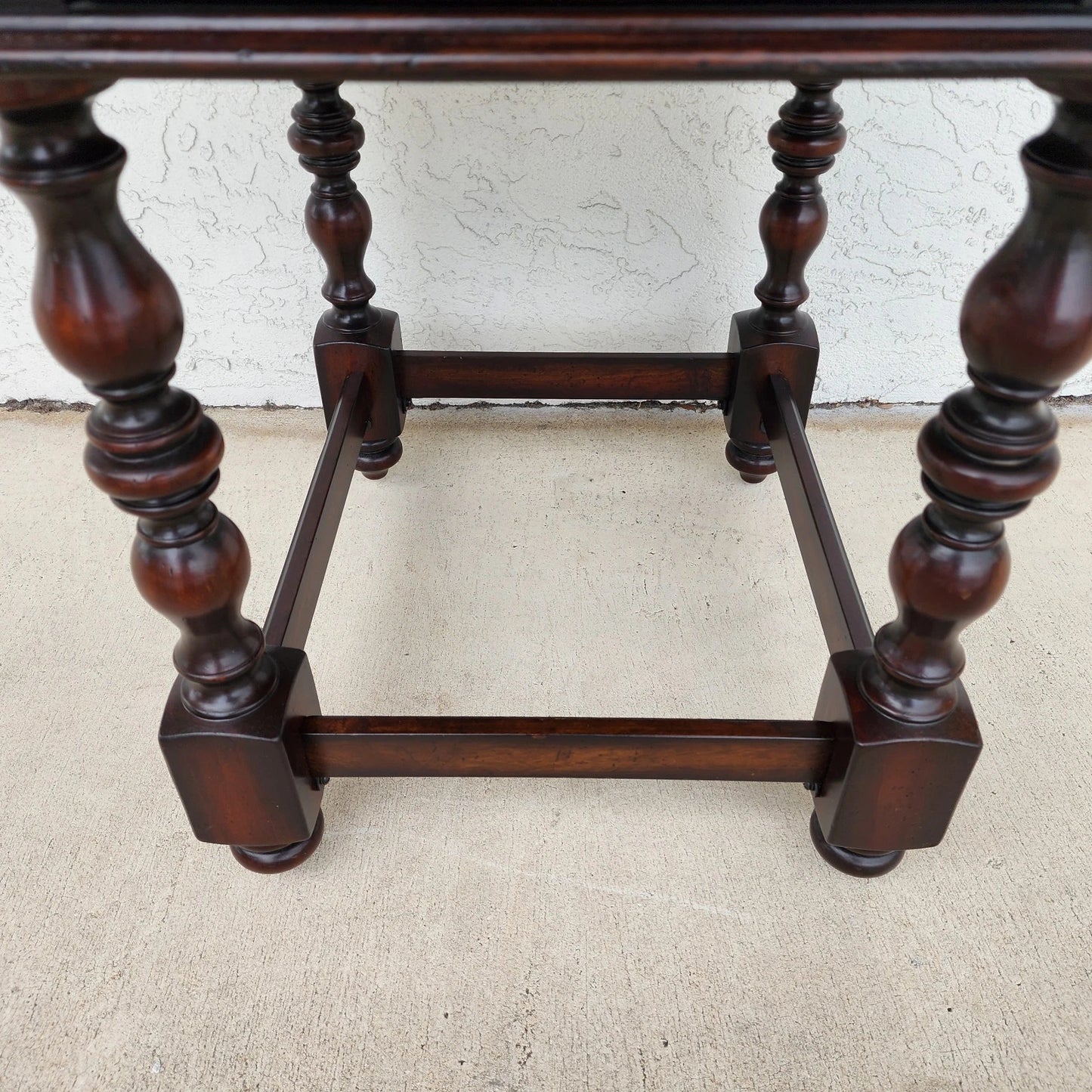 Vintage Lexington Palmer Home Collection Side Table