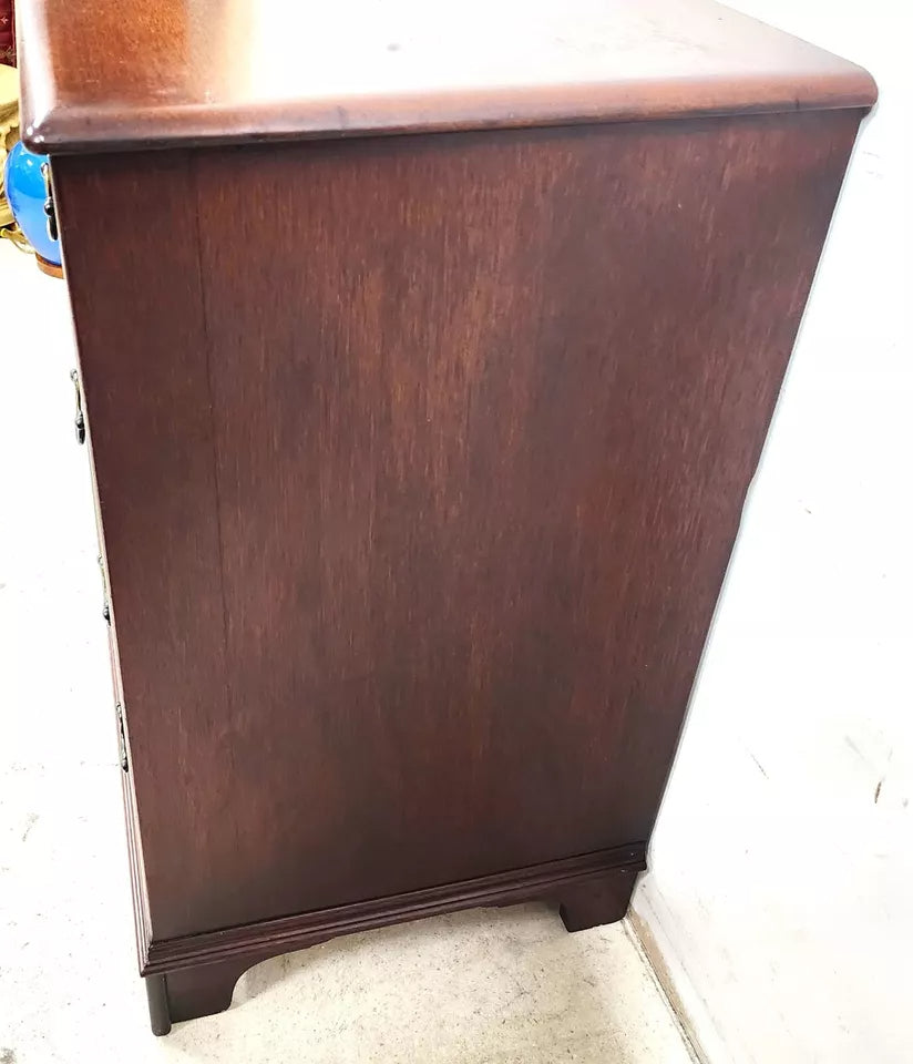 Mid Century CONTINENTAL FURNITURE Co Chest of Drawers