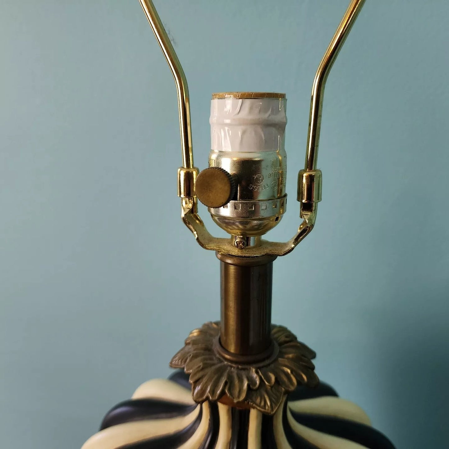 Chelsea House Table Lamps Pair