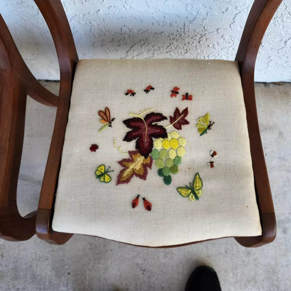Tell City Mahogany Duncan Phyfe Rose Chairs