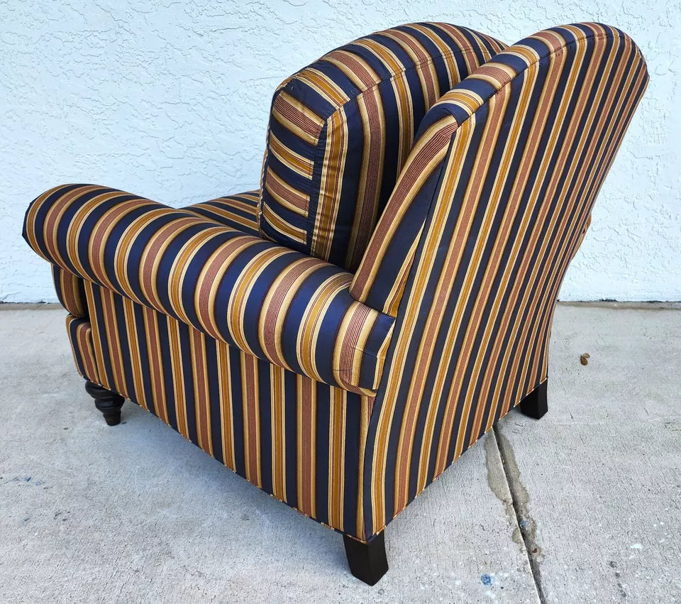 Ethan Allen English Lounge Armchair Very Comfortable!
