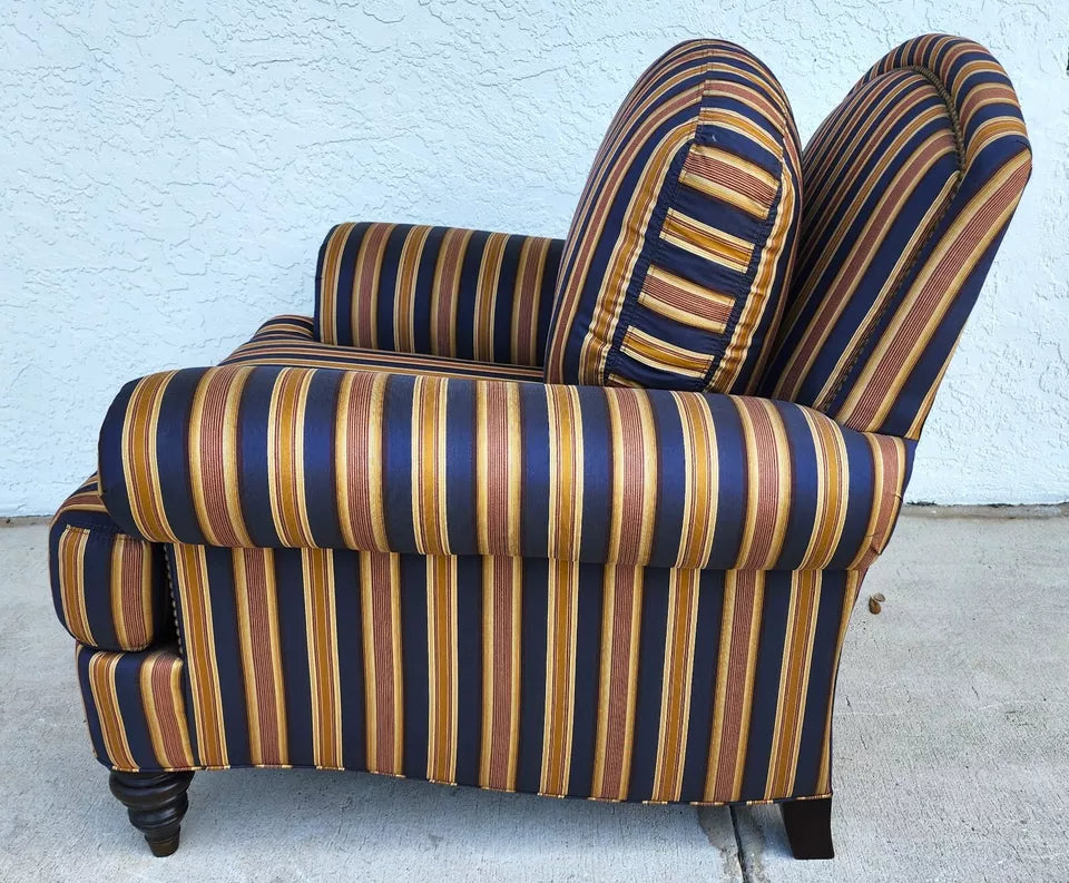 Ethan Allen English Lounge Armchair Very Comfortable!