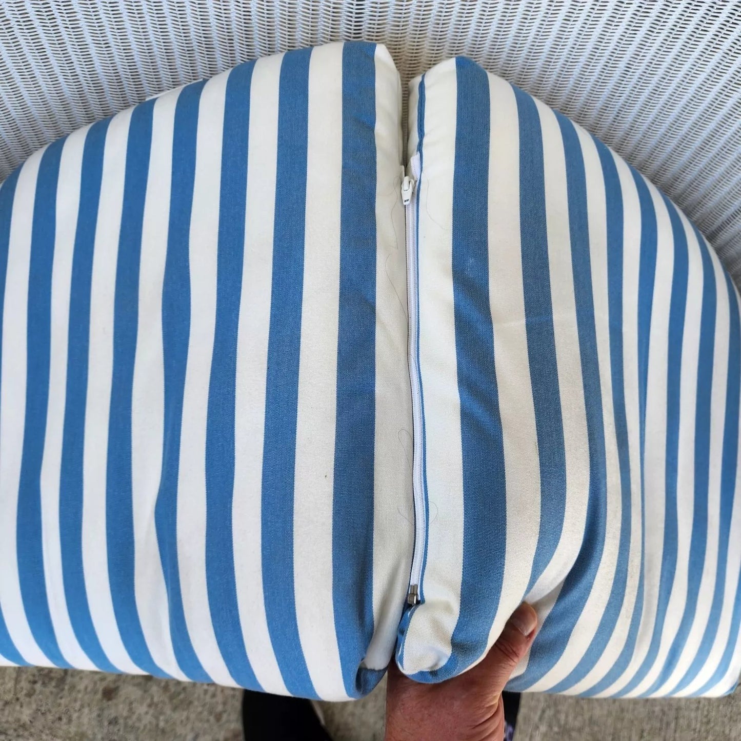 LLOYD FLANDERS Loom Wicker Settee