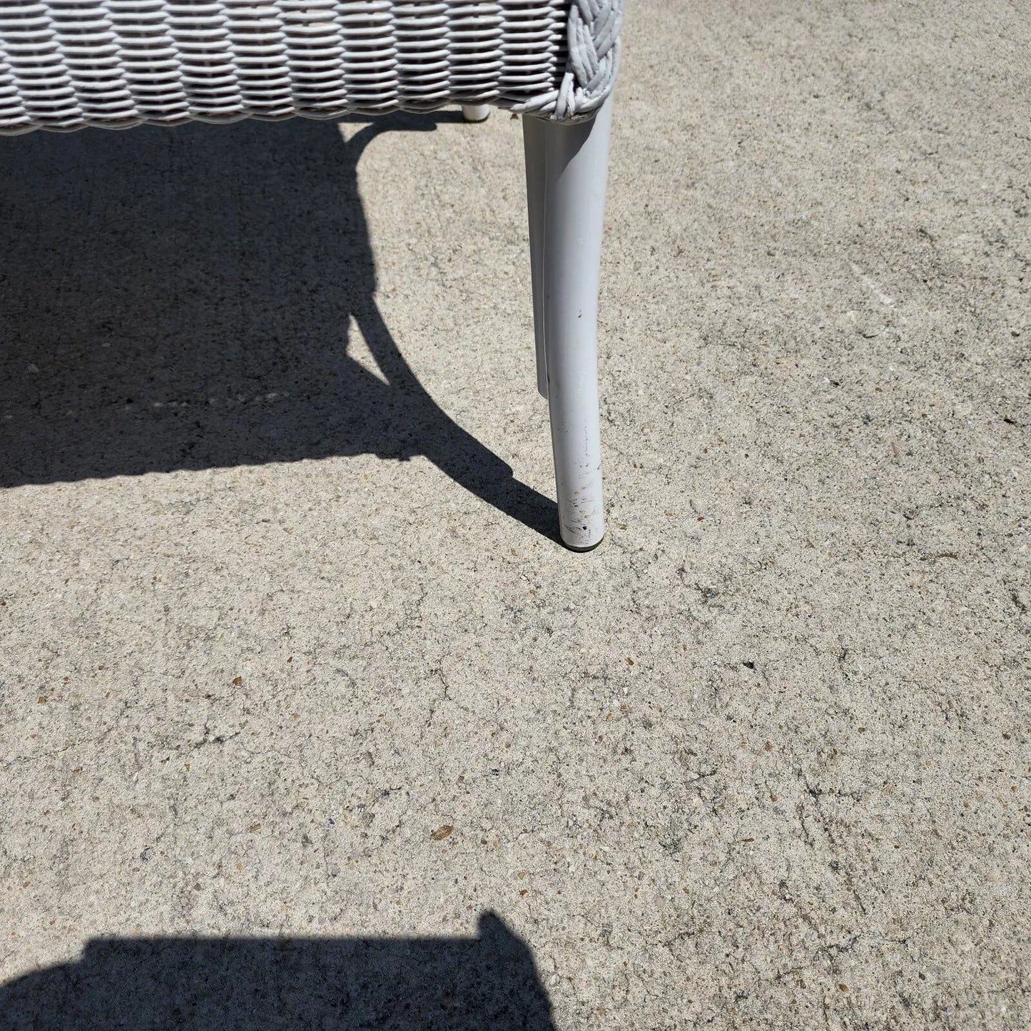 LLOYD FLANDERS Loom Wicker Settee