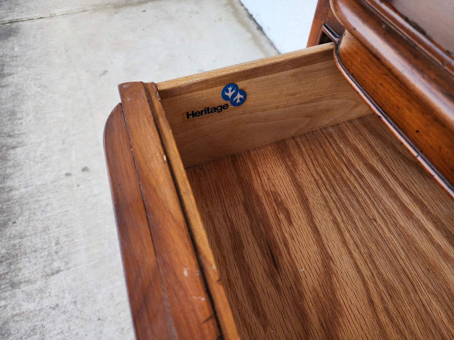 HERITAGE Chippendale Dresser Chest Blockfront