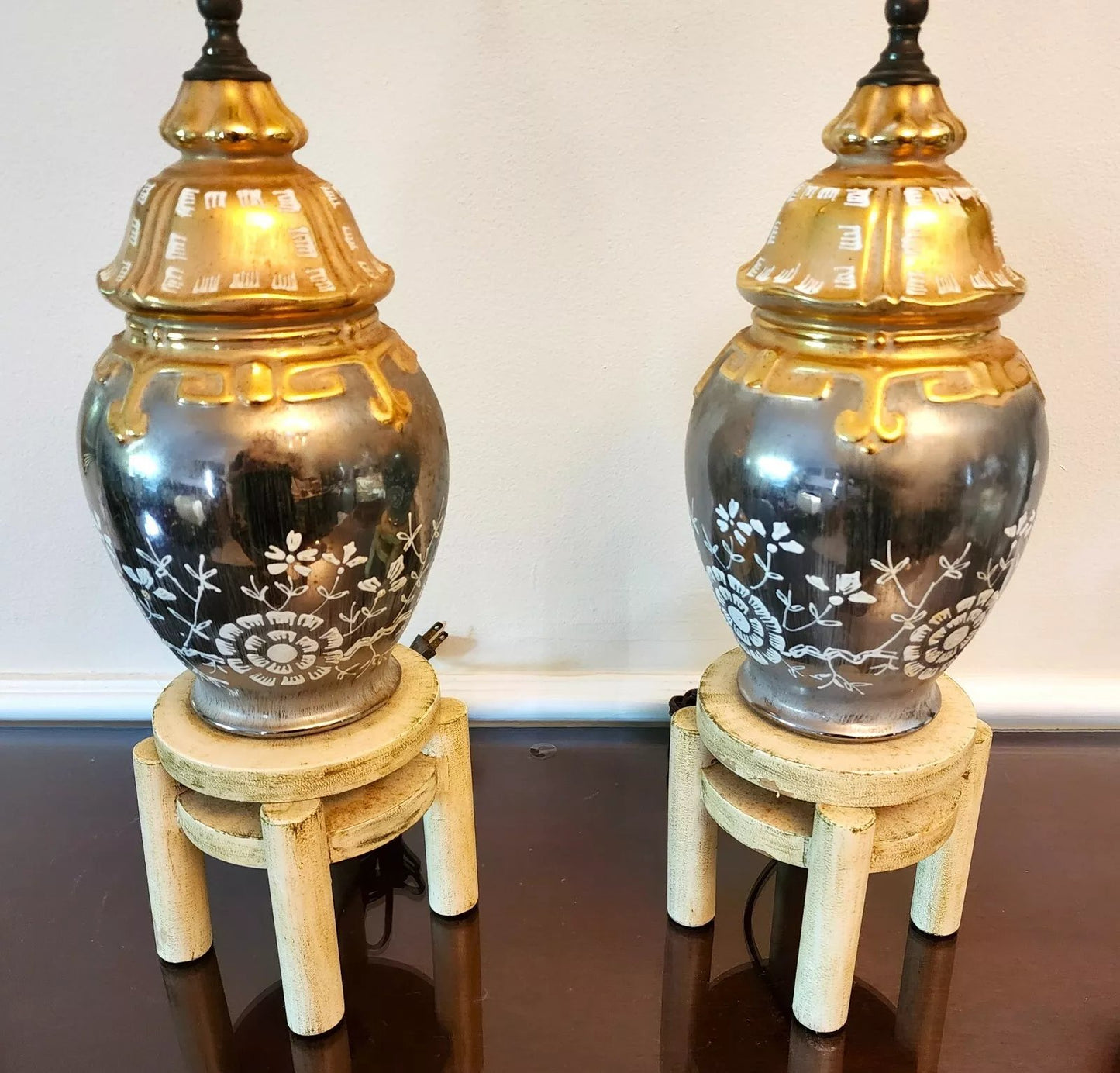 Vintage Asian Hummingbird Table Lamps Pair