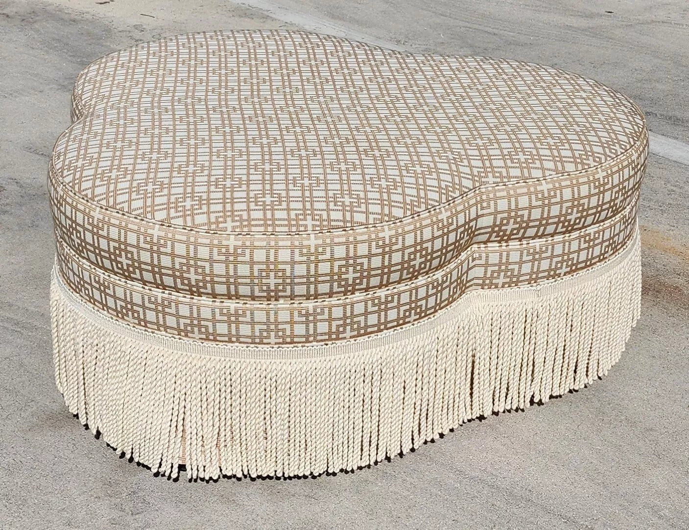 Cloverleaf Ottoman Rolling by Hickory Chair