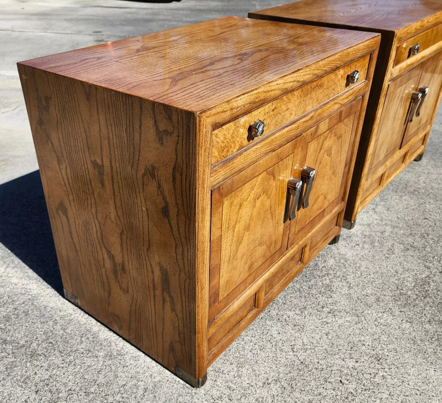 Henredon Nightstands Side Tables Campaign Style Pair