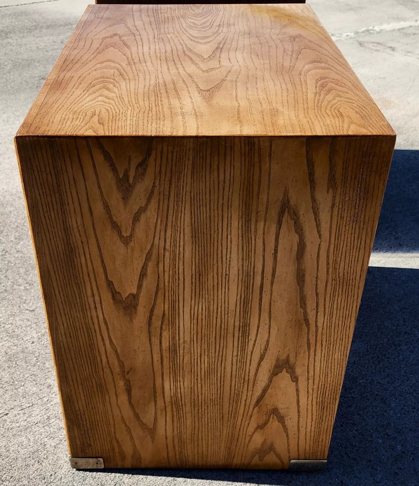 Henredon Nightstands Side Tables Campaign Style Pair