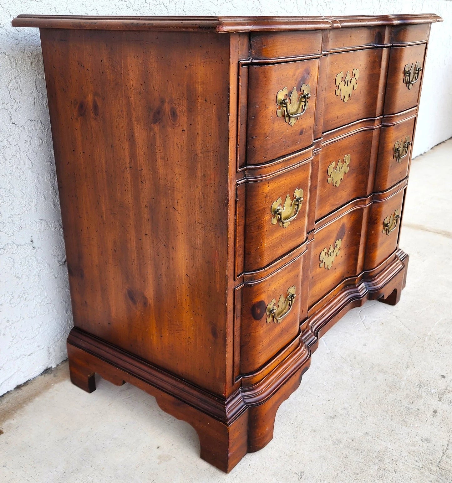 HERITAGE Chippendale Dresser Chest Blockfront