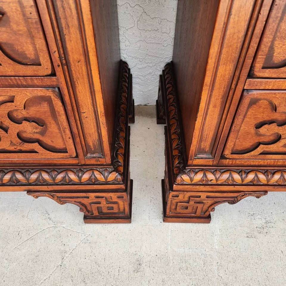 HICKORY WHITE Chest of Drawers Pair