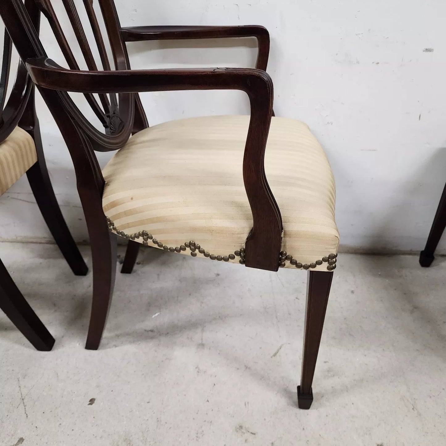 Kindel Dining Chairs Shield Back Model 76-082