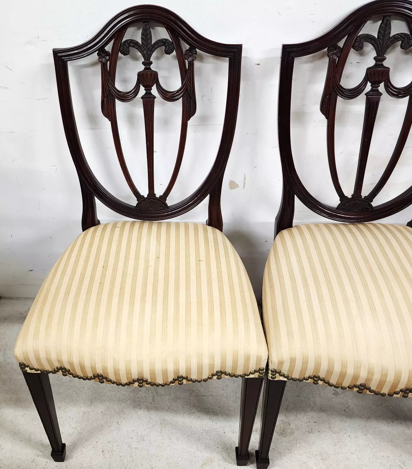 Kindel Dining Chairs Shield Back Model 76-082