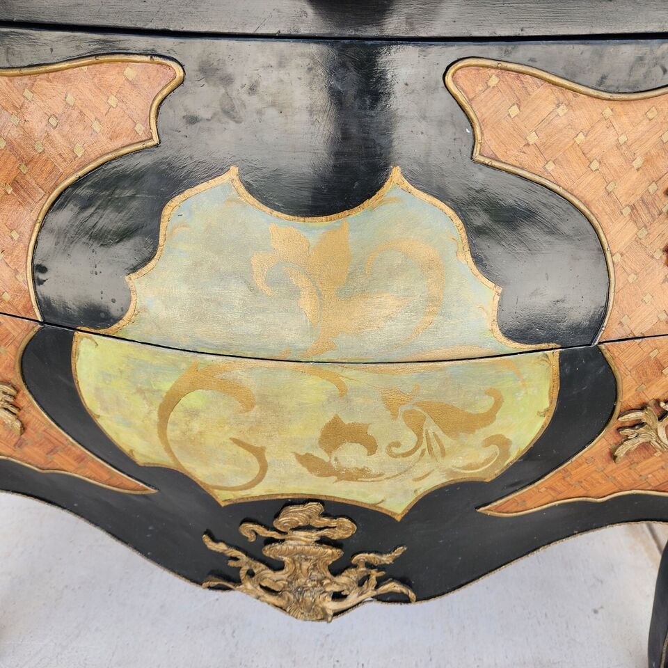 French Louis XV Bombay Chest Marble