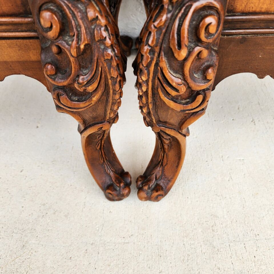 French Louis XV Nightstands Bedside Tables 1940s Pair