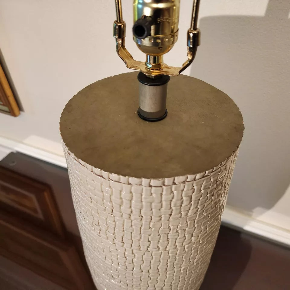 THE NATURAL LIGHT Blanche Table Lamp Ceramic & Lucite