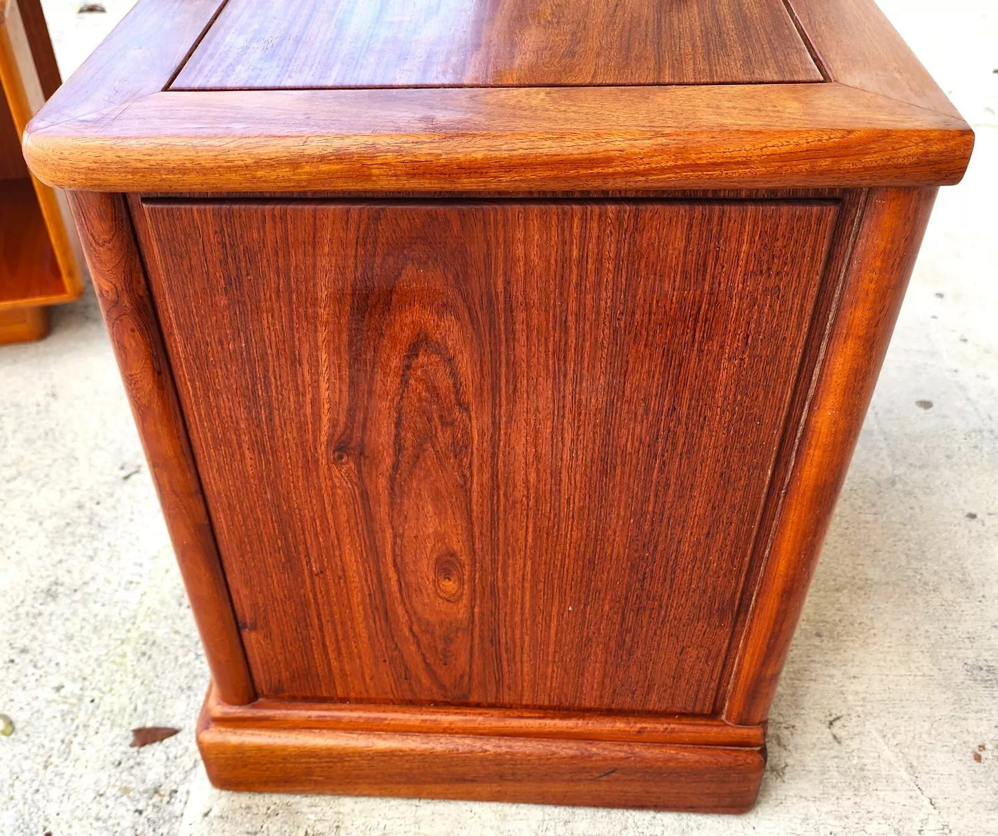 Chinoiserie Asian Rosewood Nightstands Chests Pair