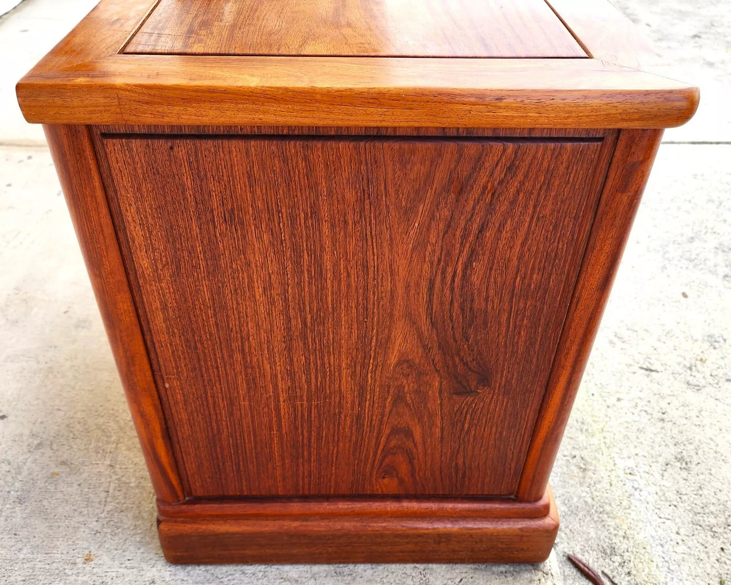 Chinoiserie Asian Rosewood Nightstands Chests Pair